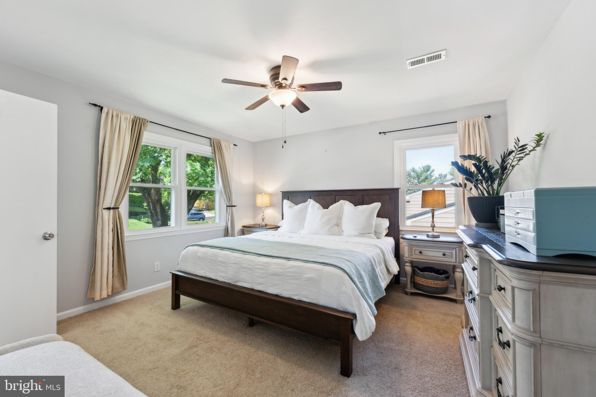 CAMPUS HILLS - Residential