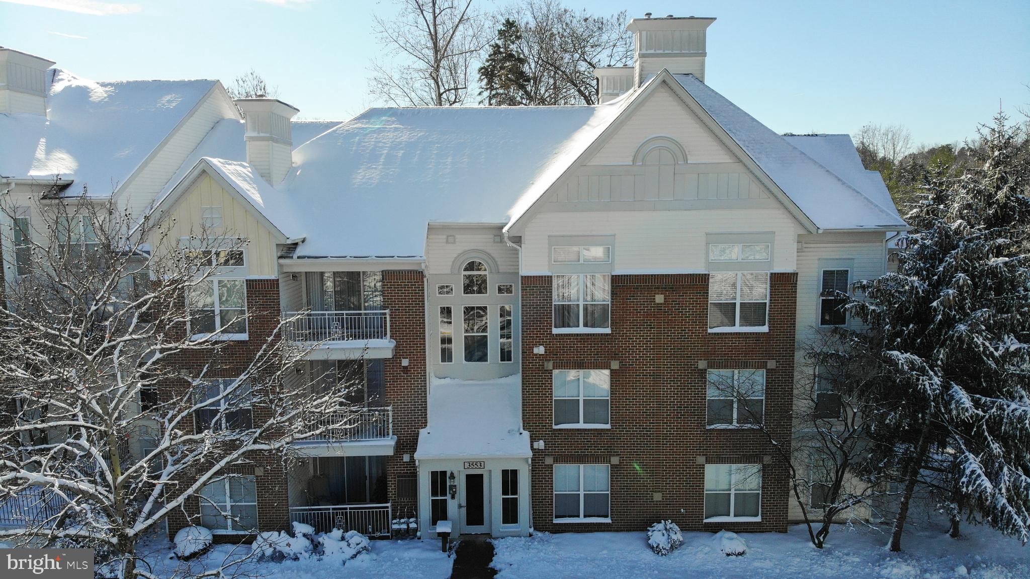 RUSSETT - Residential