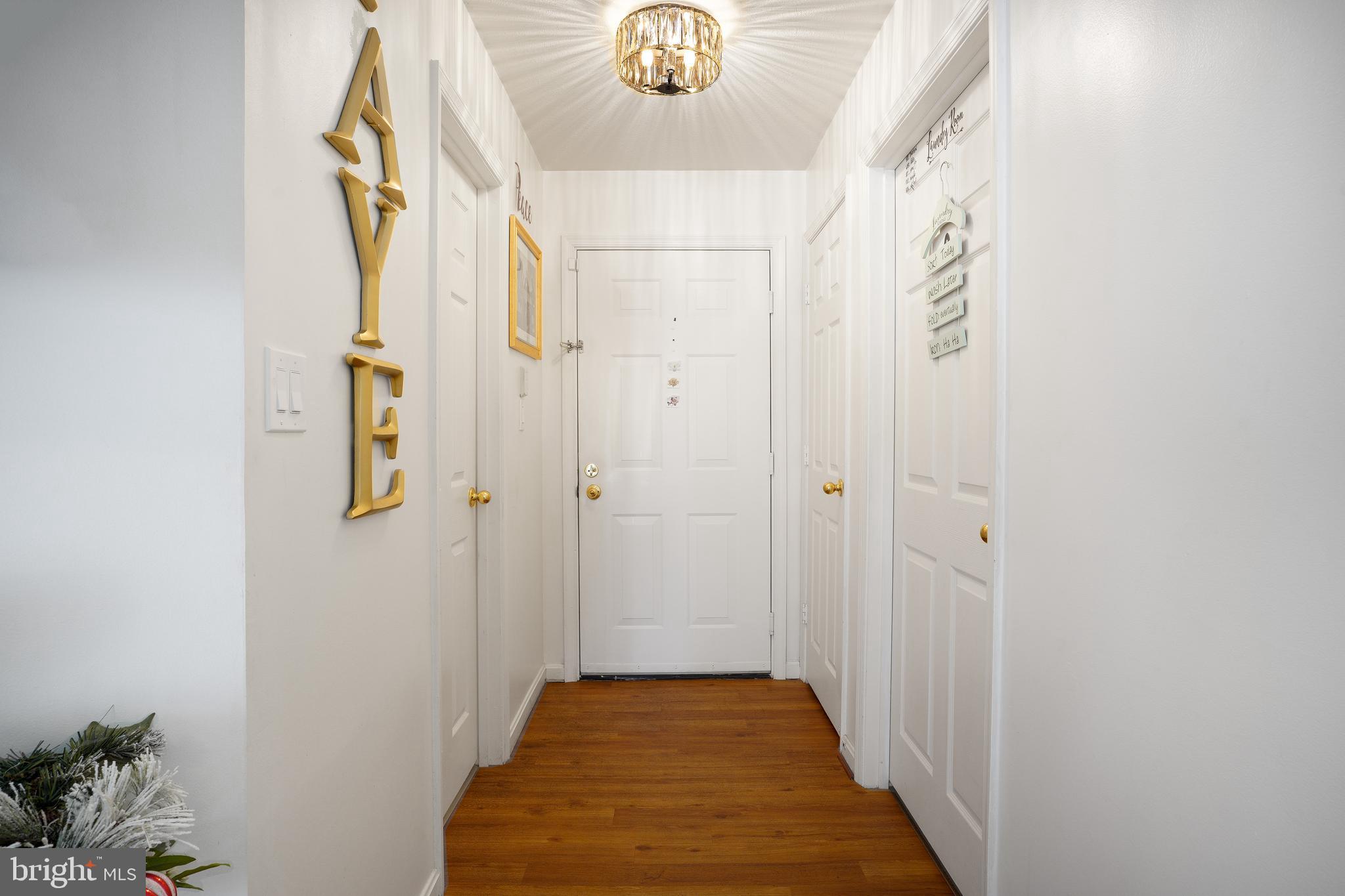 RUSSETT - Residential