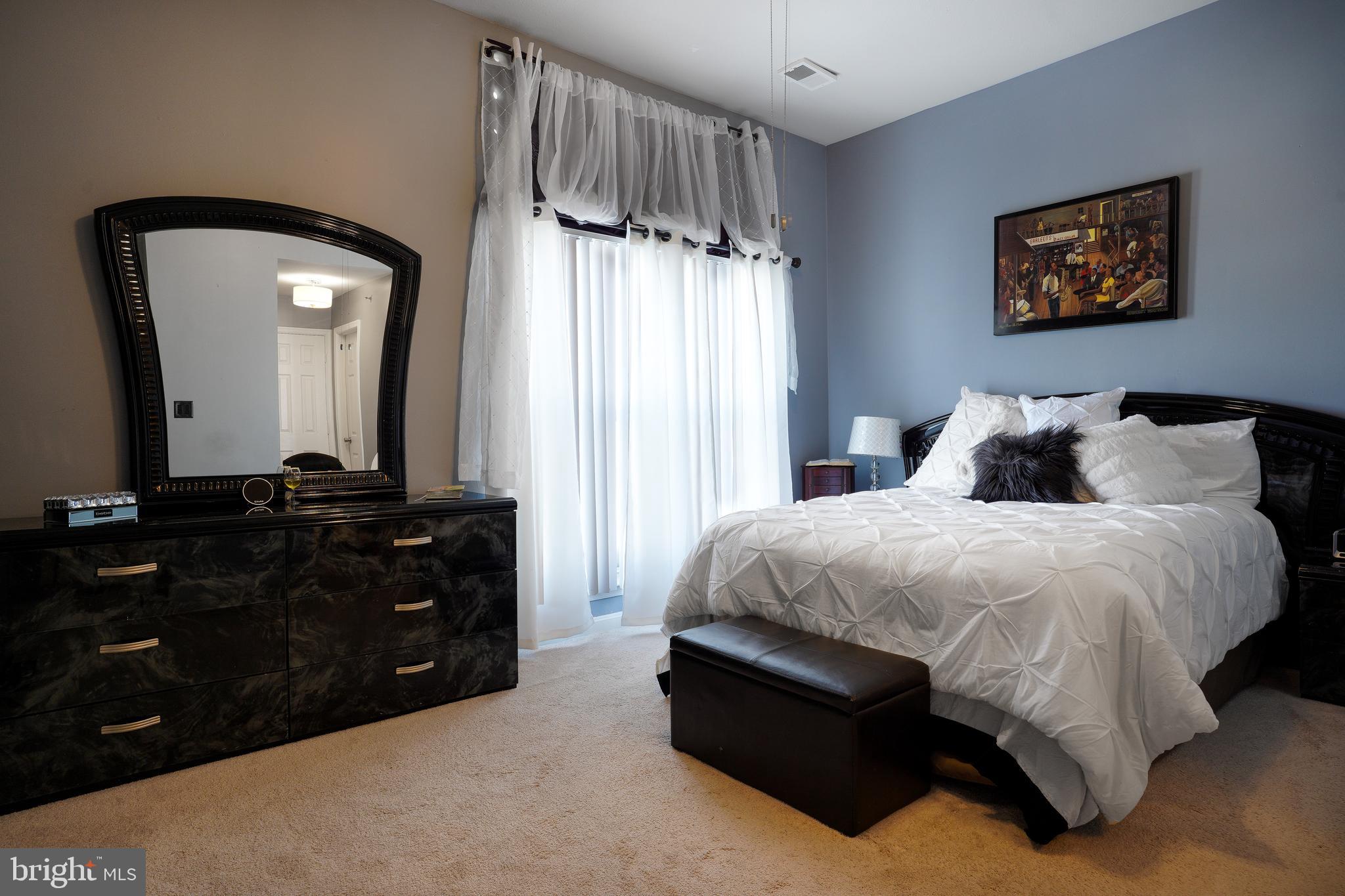 RUSSETT - Residential