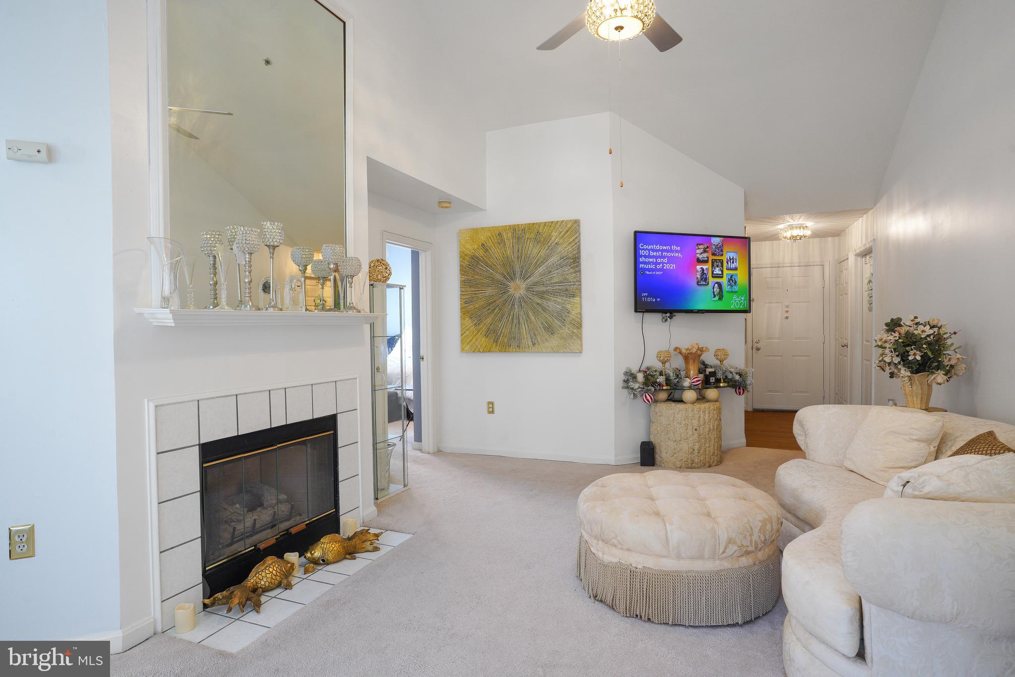 RUSSETT - Residential