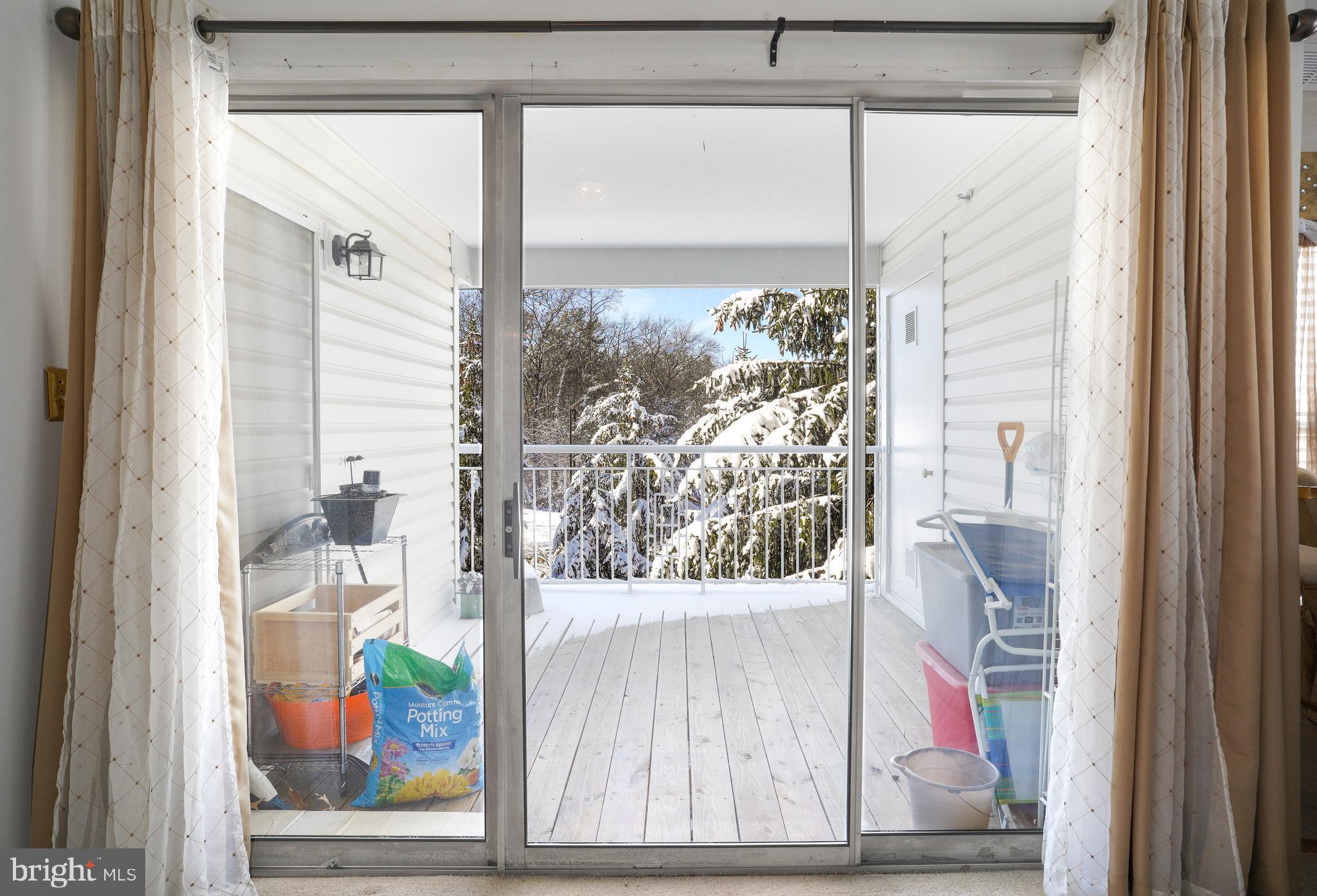 RUSSETT - Residential