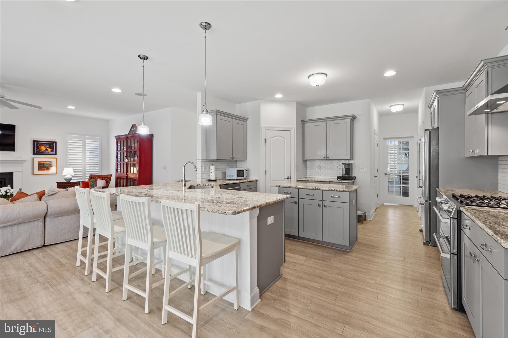 HAWTHORNE - Residential