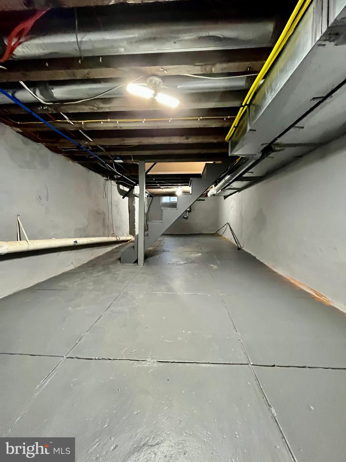 EAST KENSINGTON - Residential