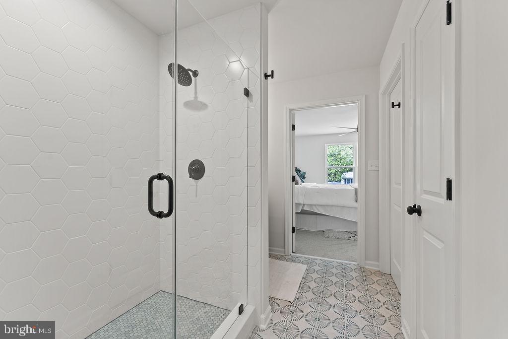 HICKORY RIDGE - Residential