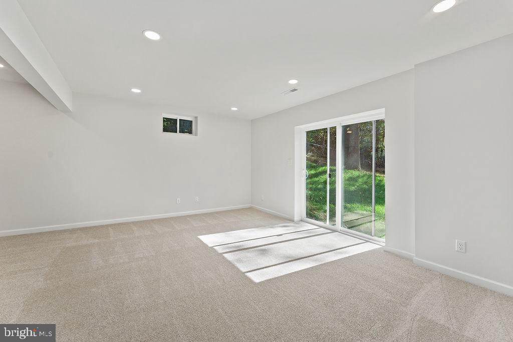 HICKORY RIDGE - Residential