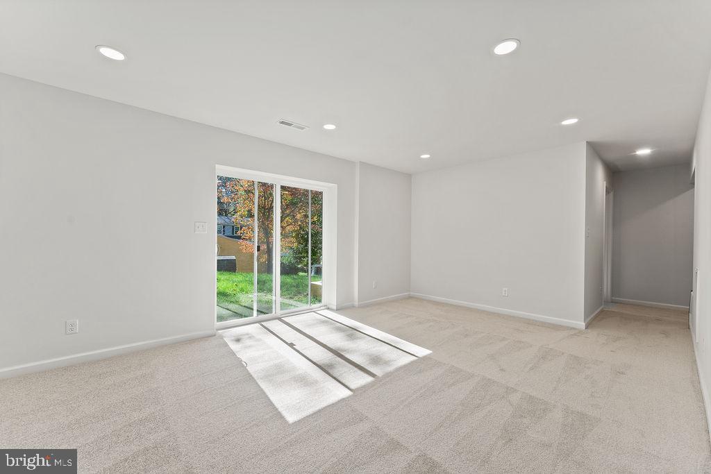 HICKORY RIDGE - Residential