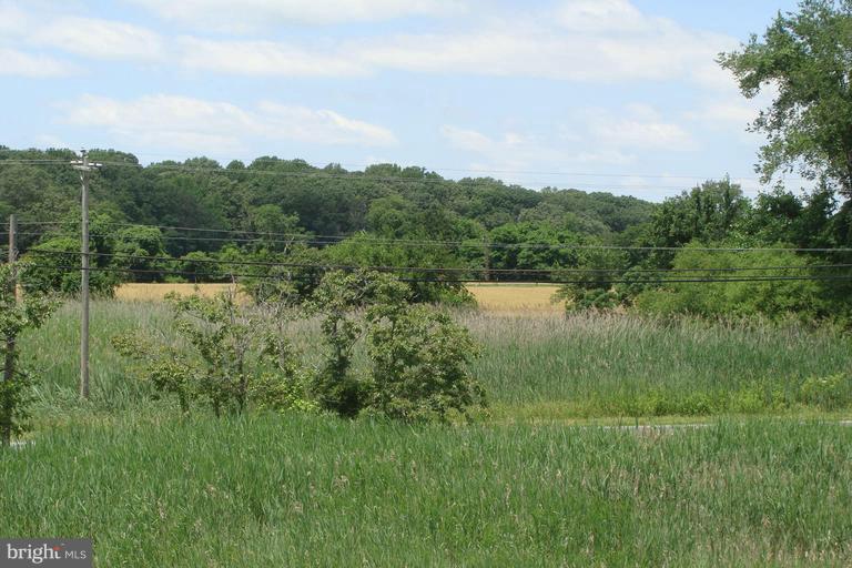 CHESTERTOWN - Commercial Sale