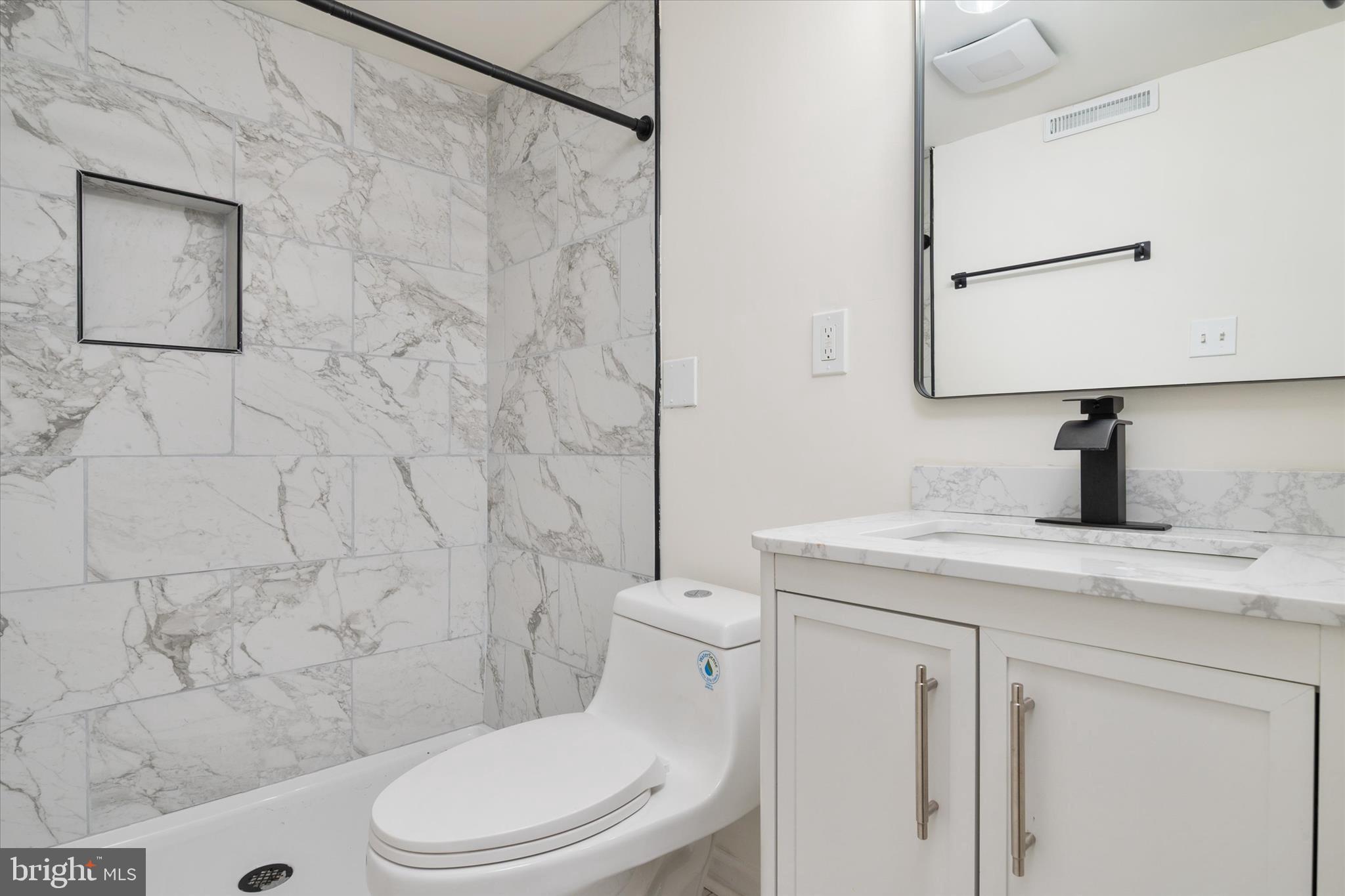 CHERRYWOOD - Residential Lease