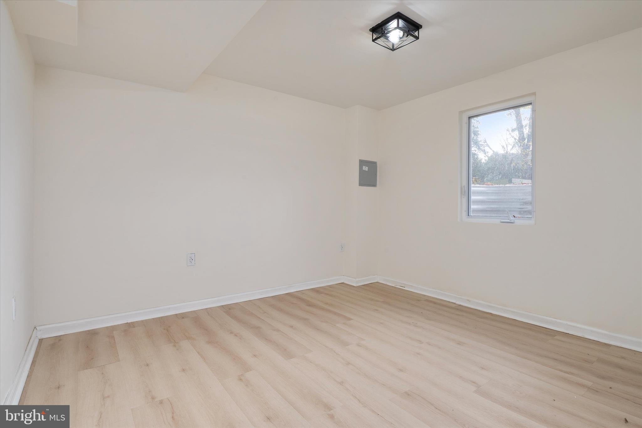 CHERRYWOOD - Residential Lease