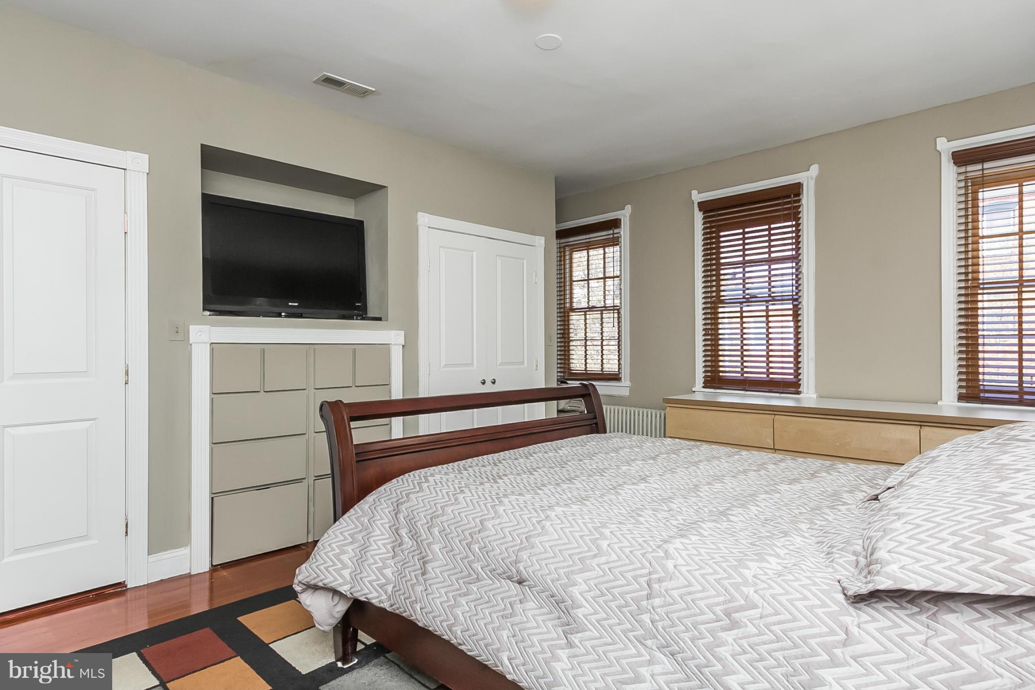 UPPER FELLS POINT - Residential