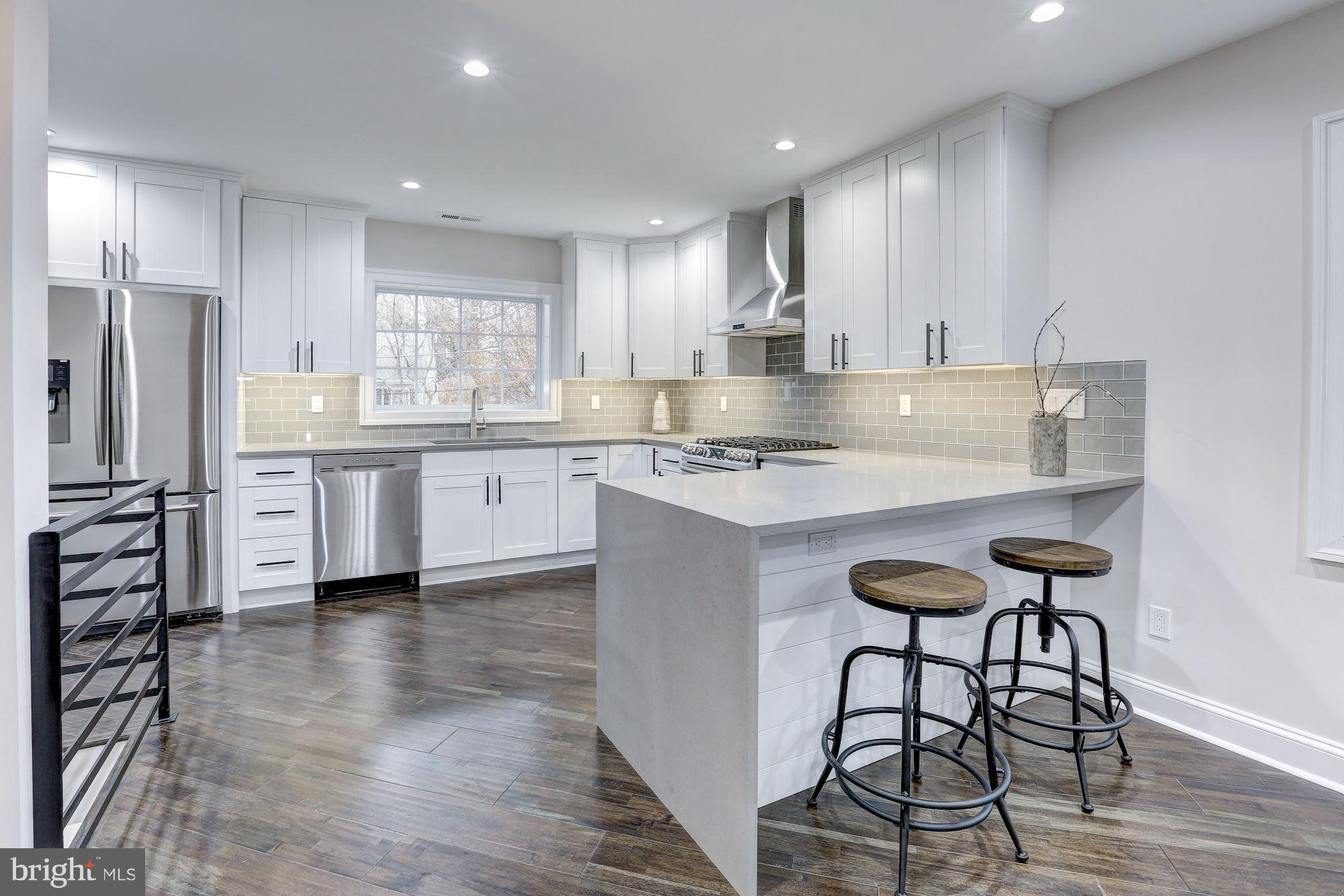 FOREST GLEN PARK - Residential