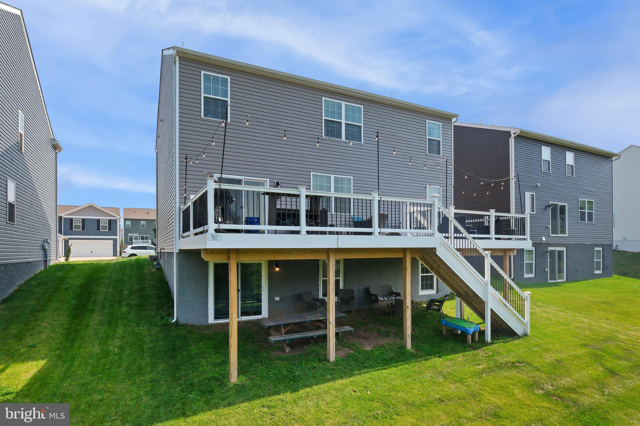 2014 FAUNA DRIVE