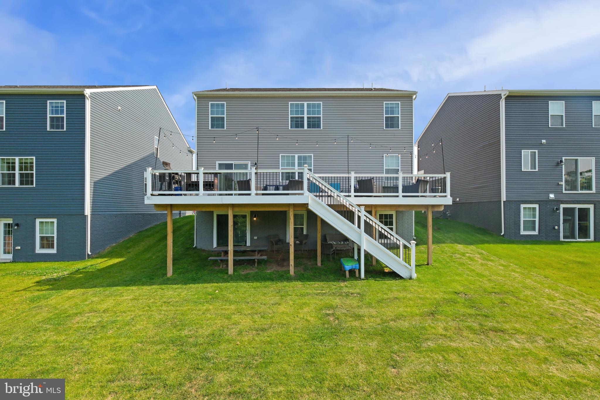 2014 FAUNA DRIVE