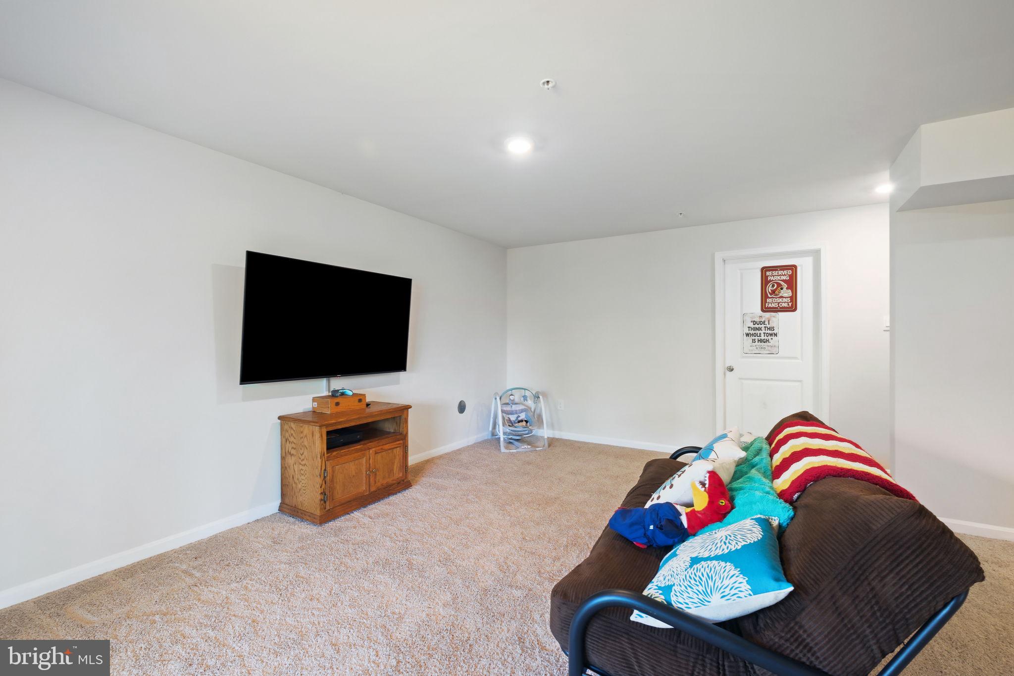 THE PRESERVE AT TUSCARORA - Residential