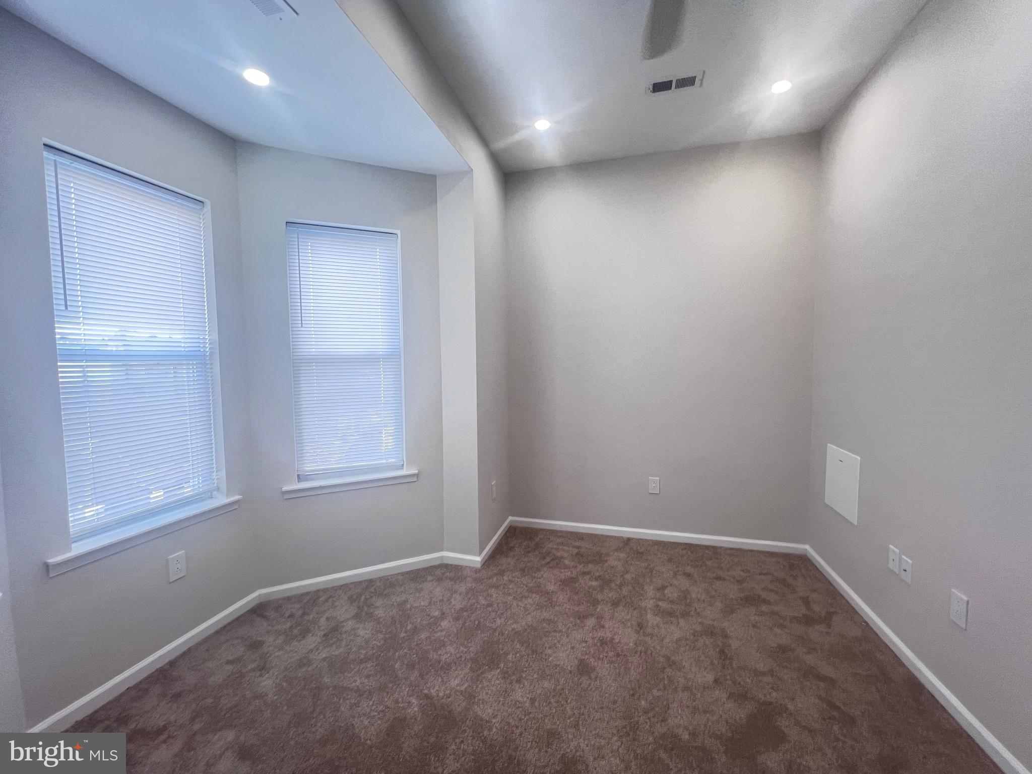 COBBS CREEK - Residential