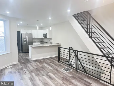 232 S Edgewood Street, Philadelphia, PA MLS: PAPH2440010