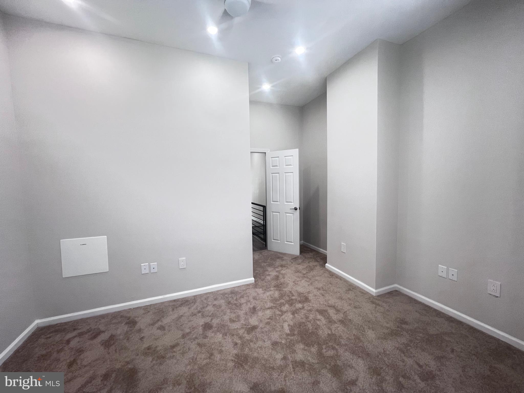 COBBS CREEK - Residential