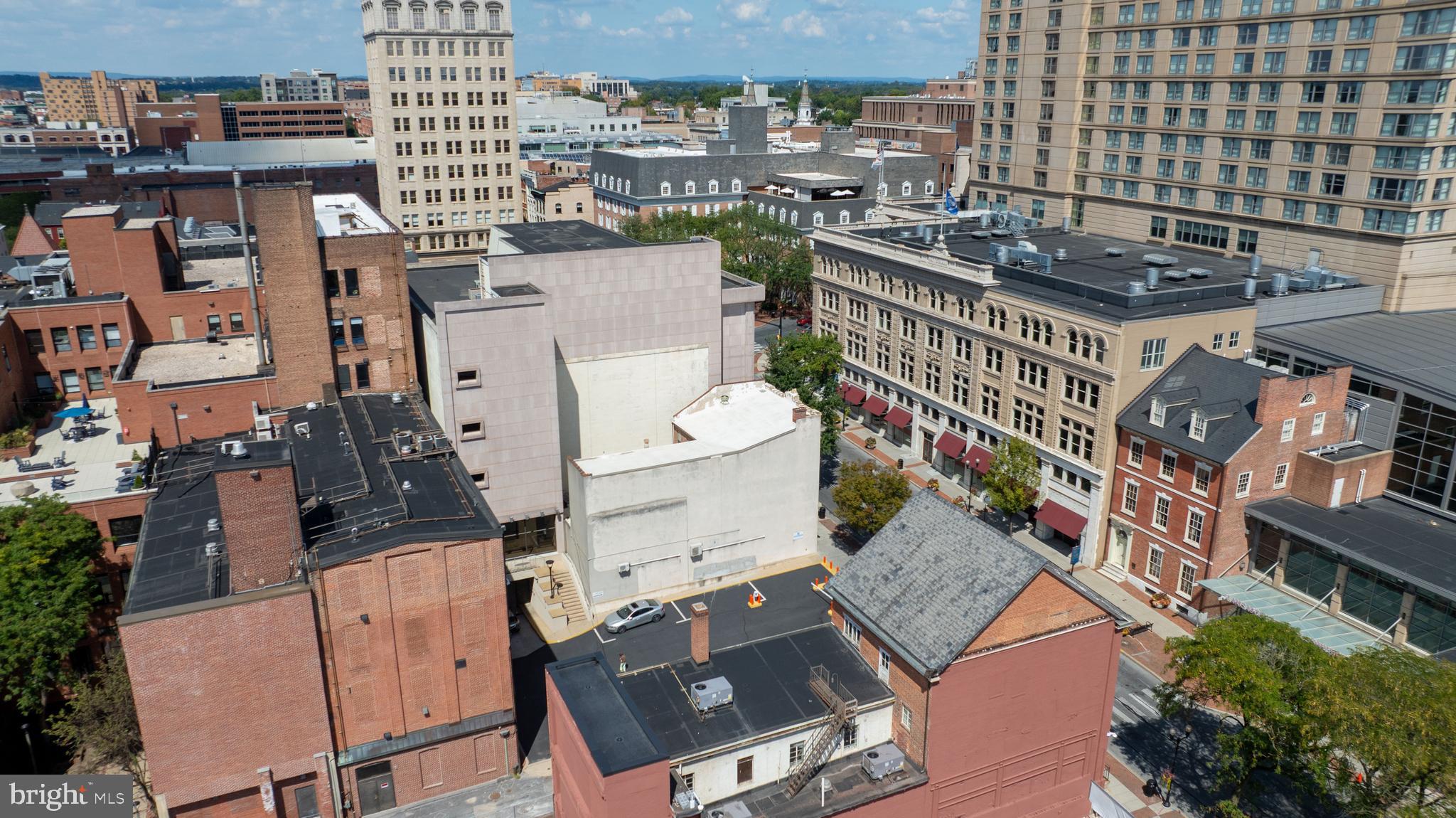 12 - 14 S QUEEN STREET