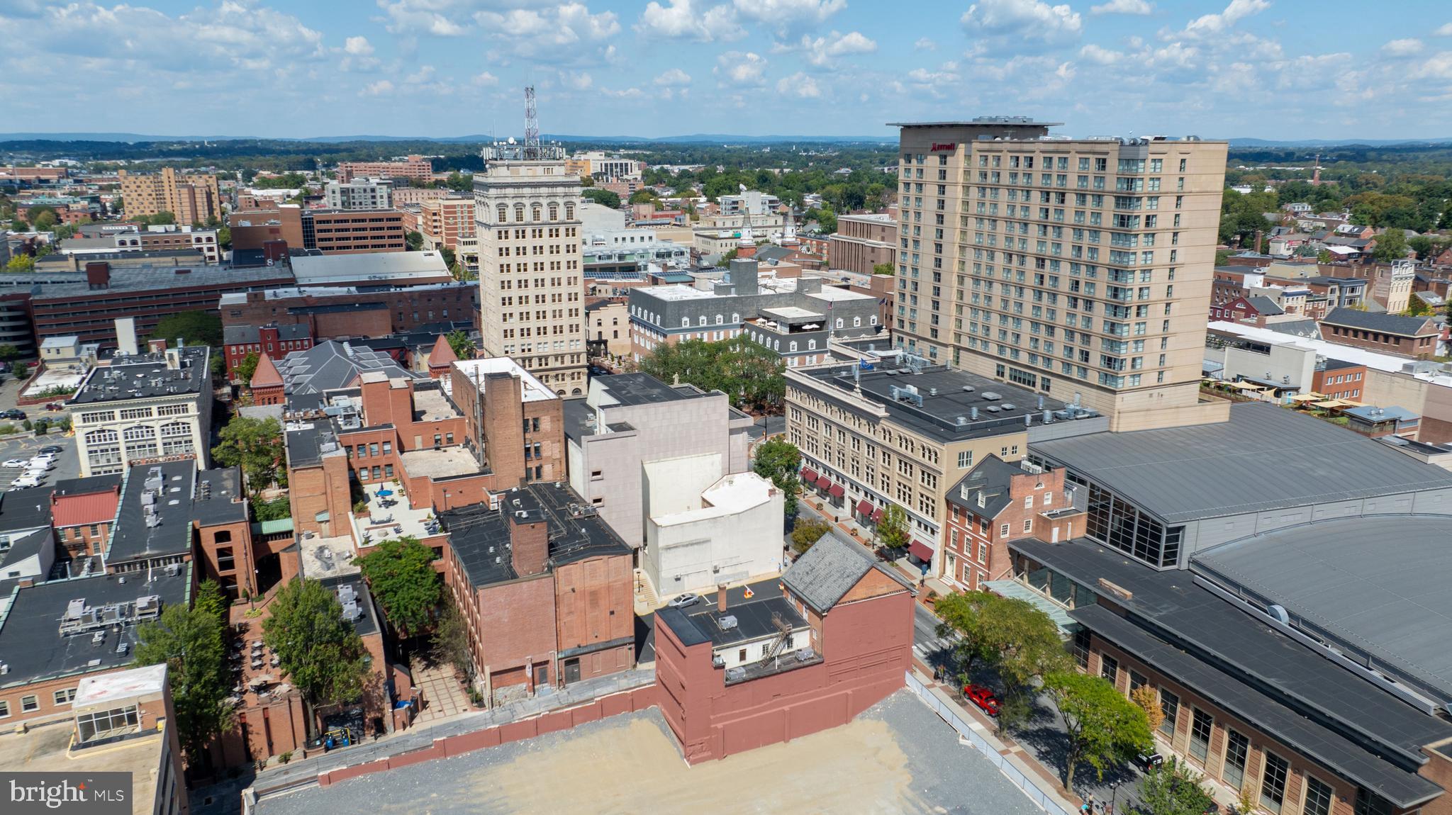 12 - 14 S QUEEN STREET
