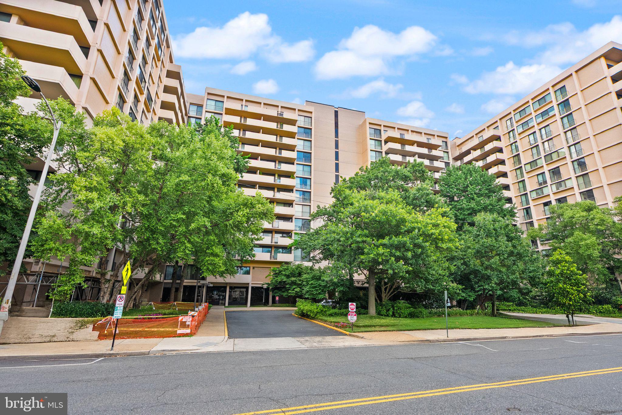 4141 N HENDERSON ROAD 518