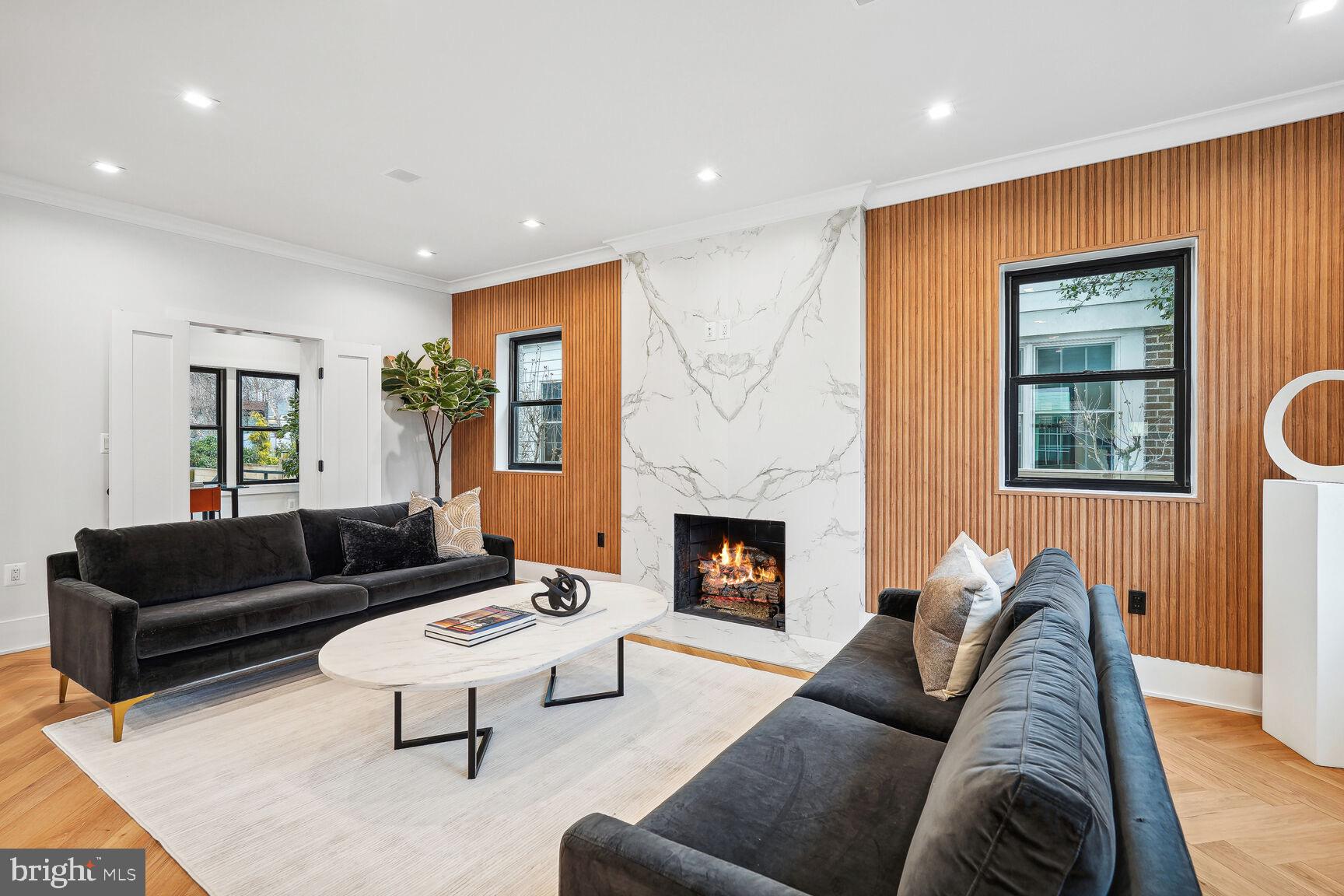 FRIENDSHIP HEIGHTS - Residential