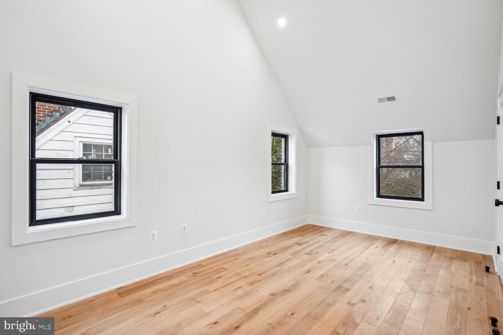 FRIENDSHIP HEIGHTS - Residential