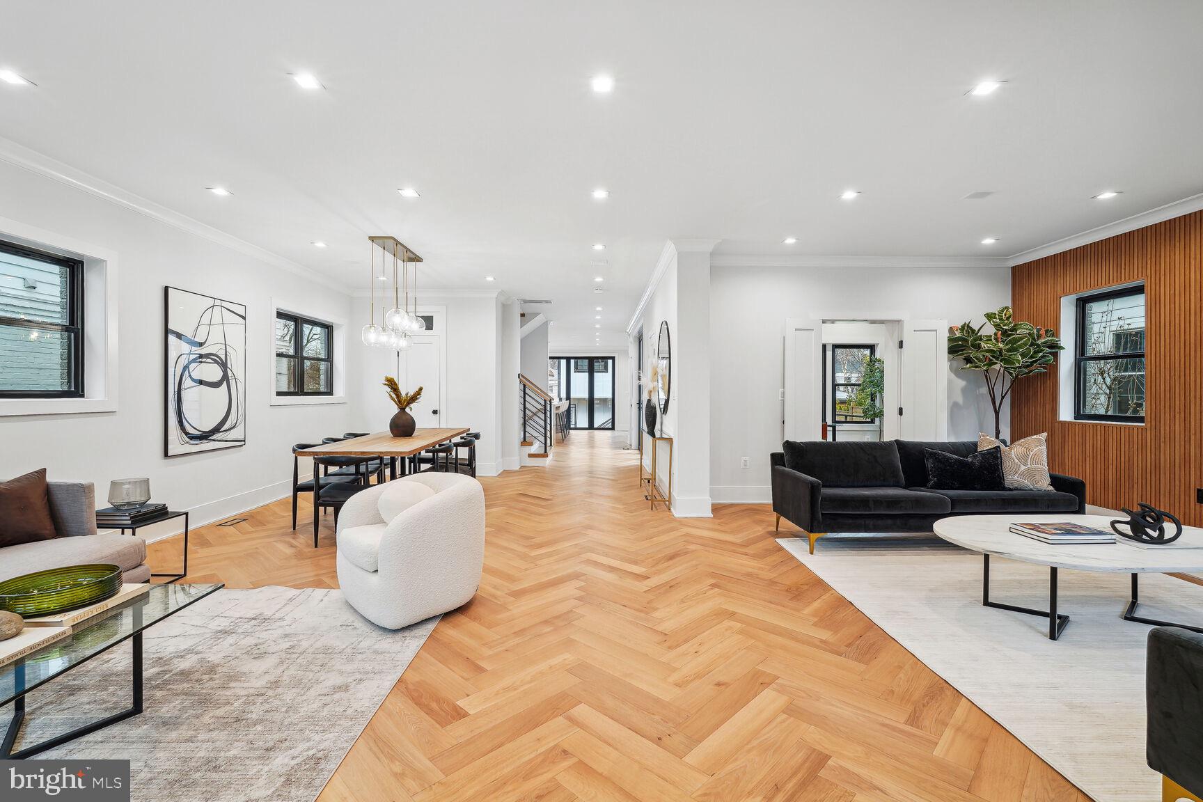 FRIENDSHIP HEIGHTS - Residential