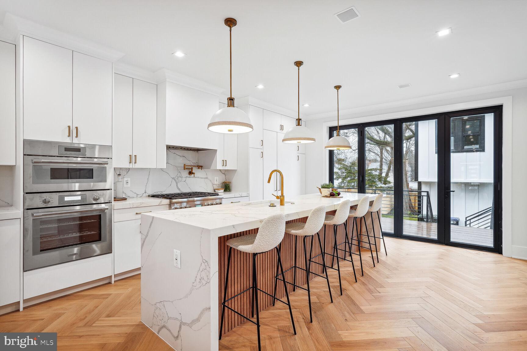 FRIENDSHIP HEIGHTS - Residential