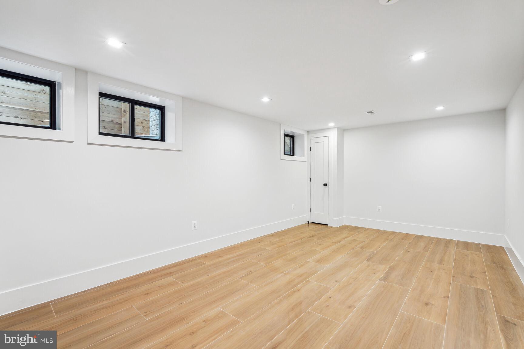 FRIENDSHIP HEIGHTS - Residential