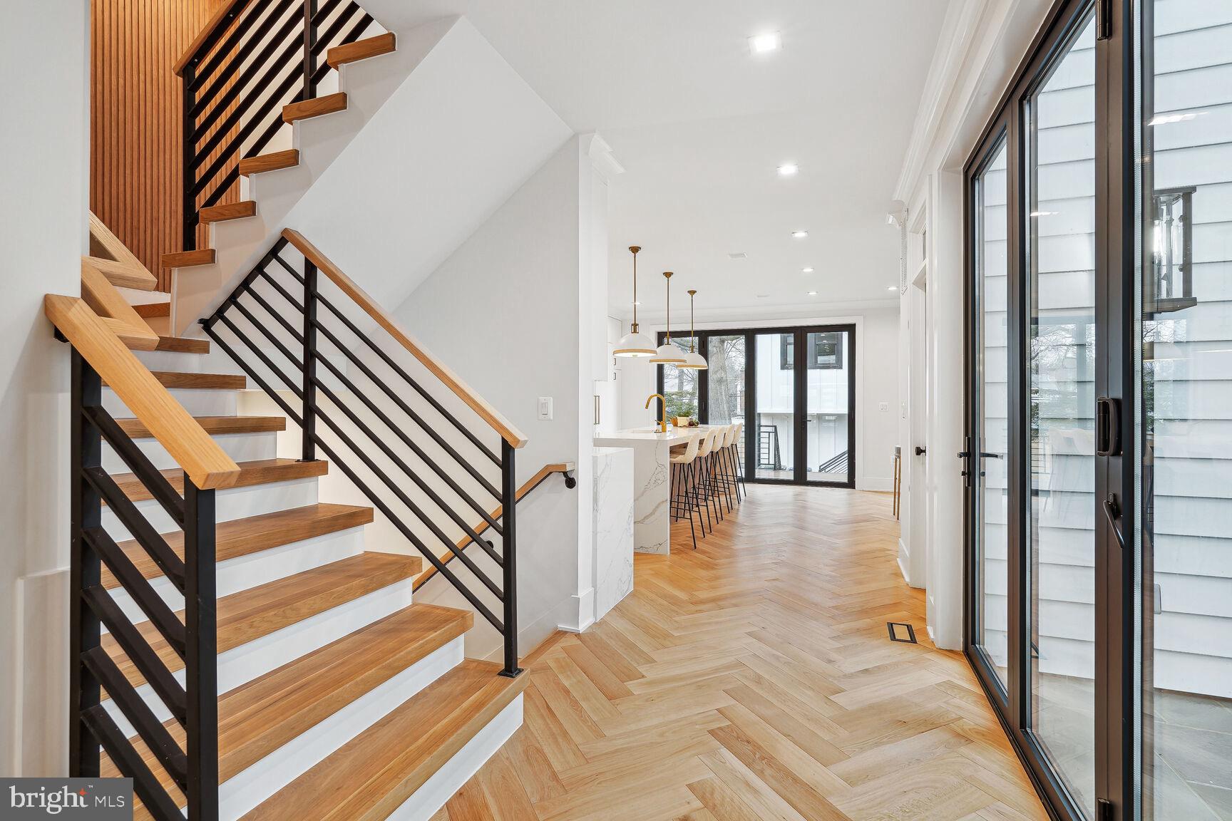 FRIENDSHIP HEIGHTS - Residential