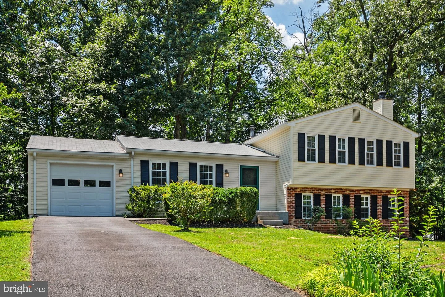 2422 Ivywood Road, Reston, VA, 20191