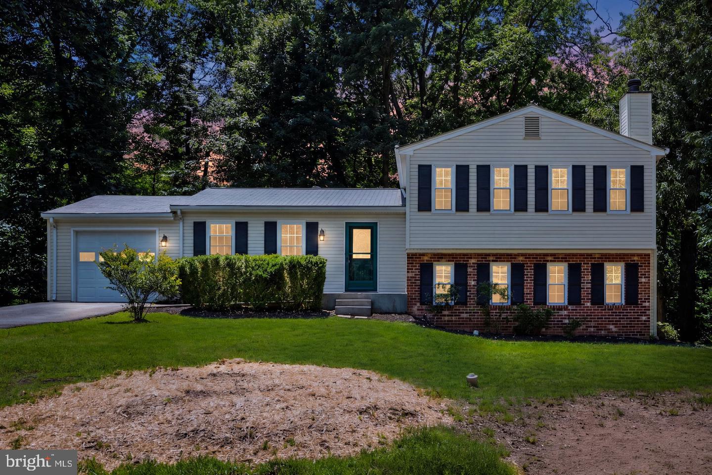 2422 IVYWOOD ROAD