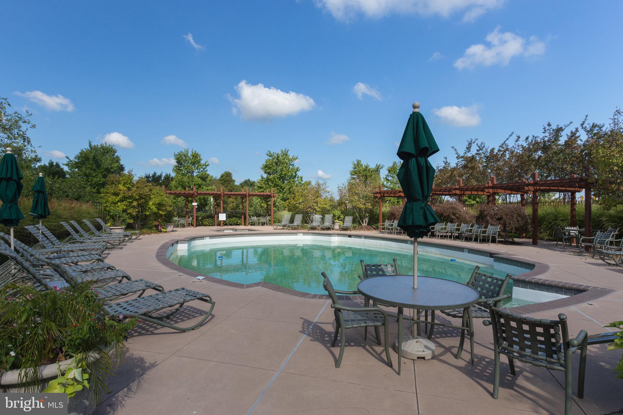 STONE RIDGE - Residential