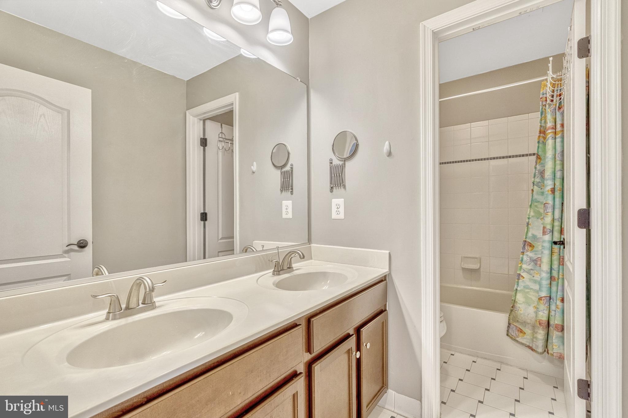 STONE RIDGE - Residential