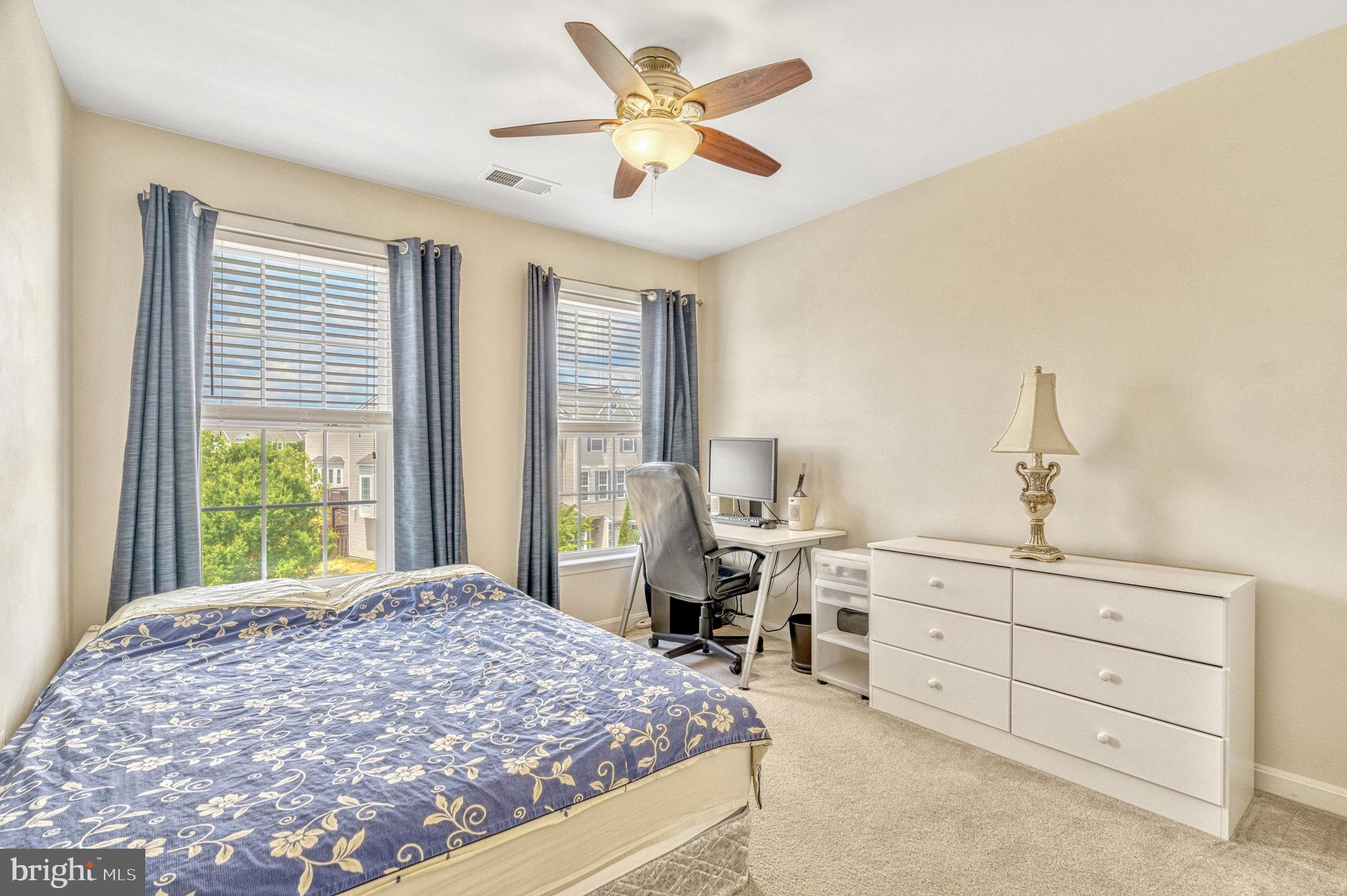 STONE RIDGE - Residential