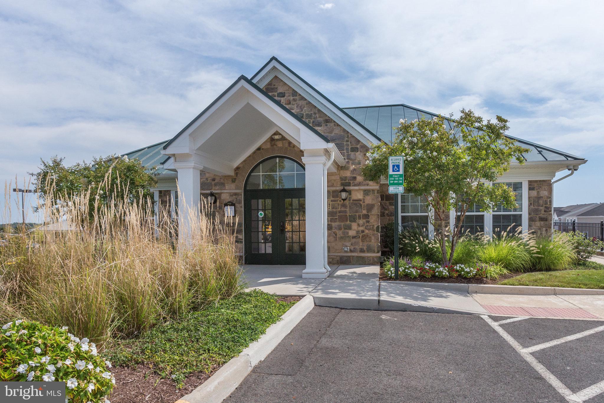 STONE RIDGE - Residential