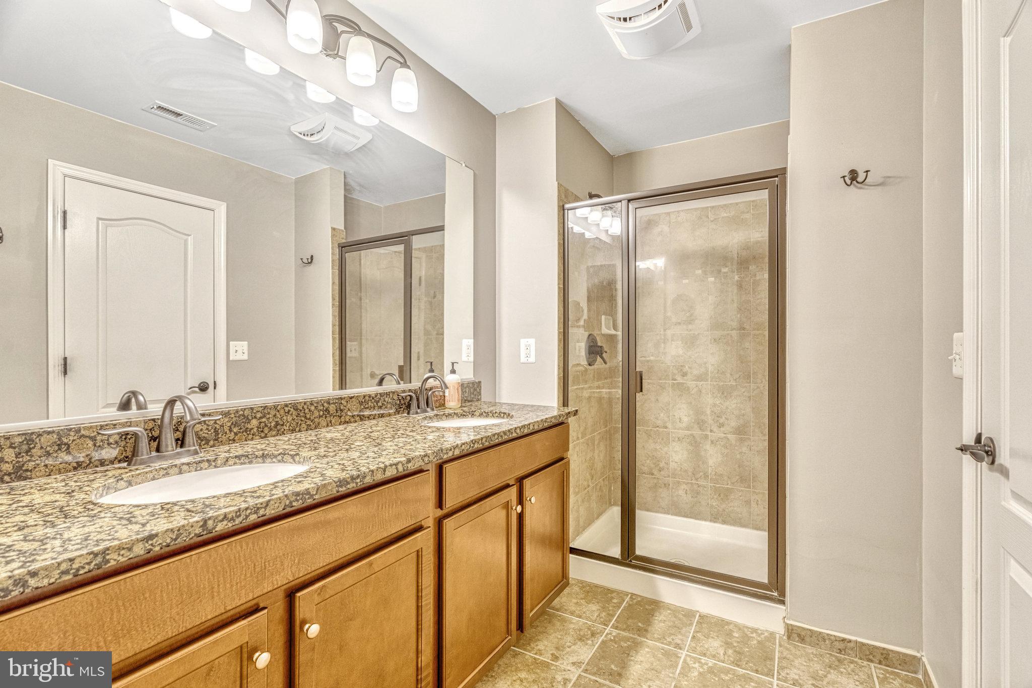 STONE RIDGE - Residential