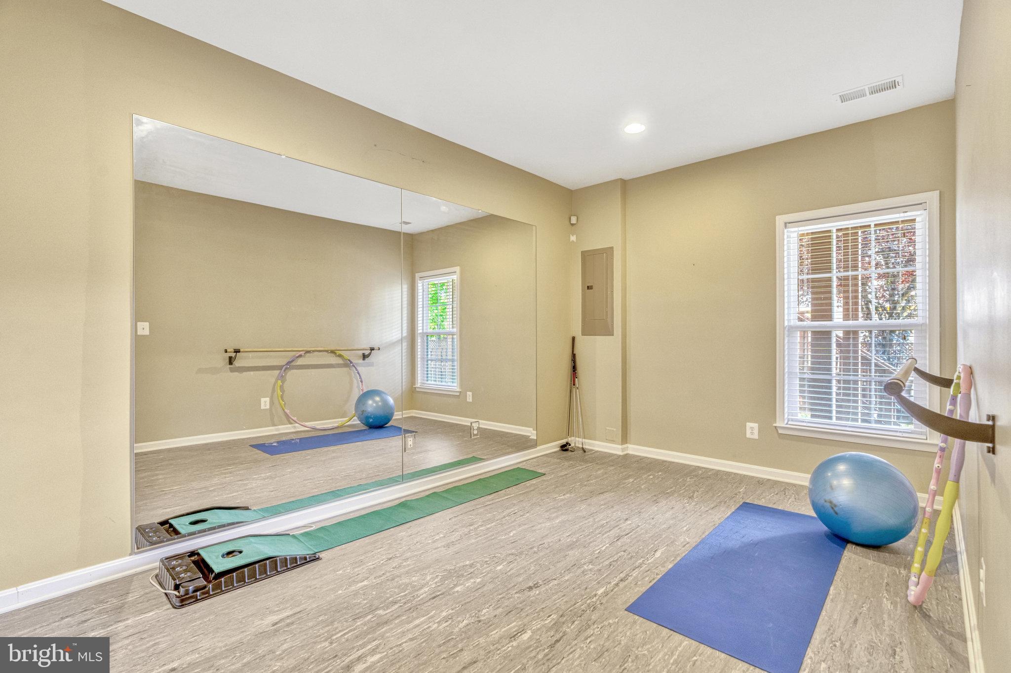 STONE RIDGE - Residential