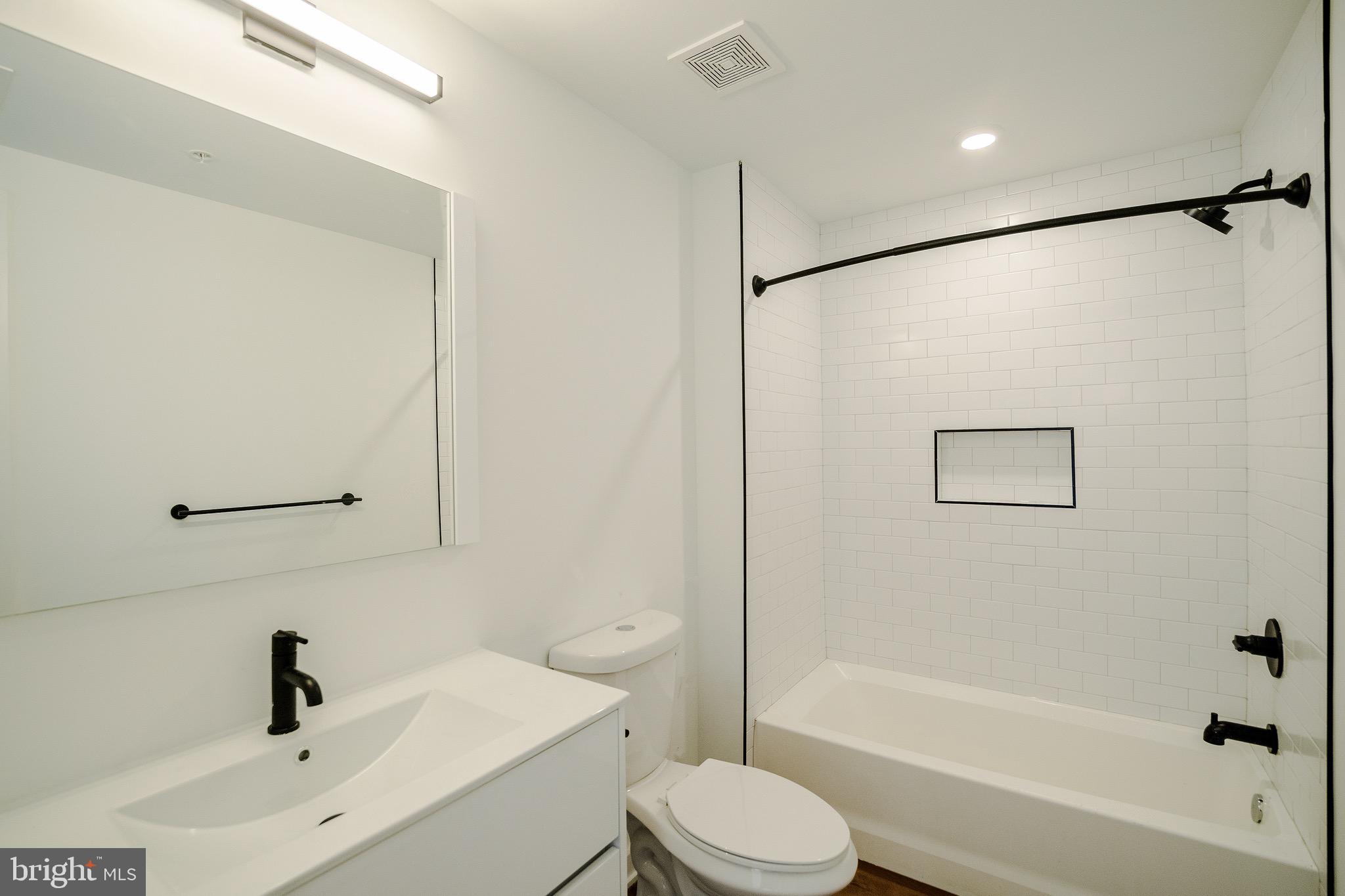 GERMANTOWN - Residential Lease