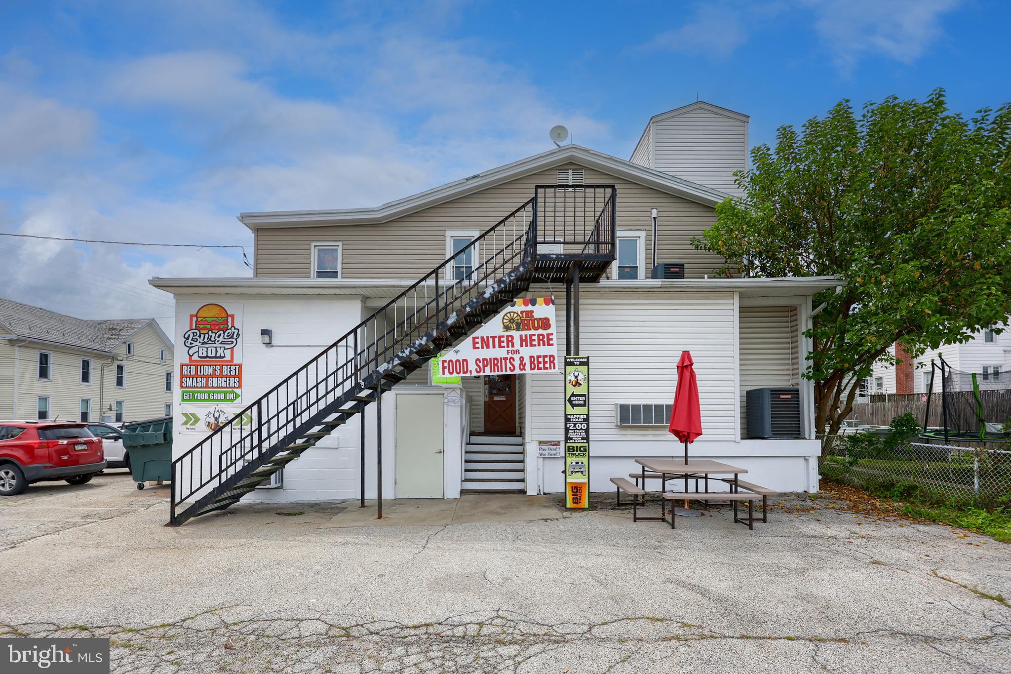 157 E BROADWAY