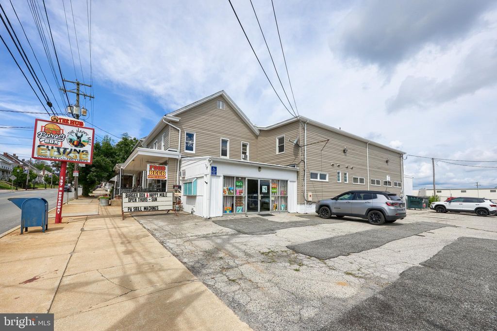 Photo of 157 E Broadway, RED LION, PA 17356 (MLS # PAYK2088626)