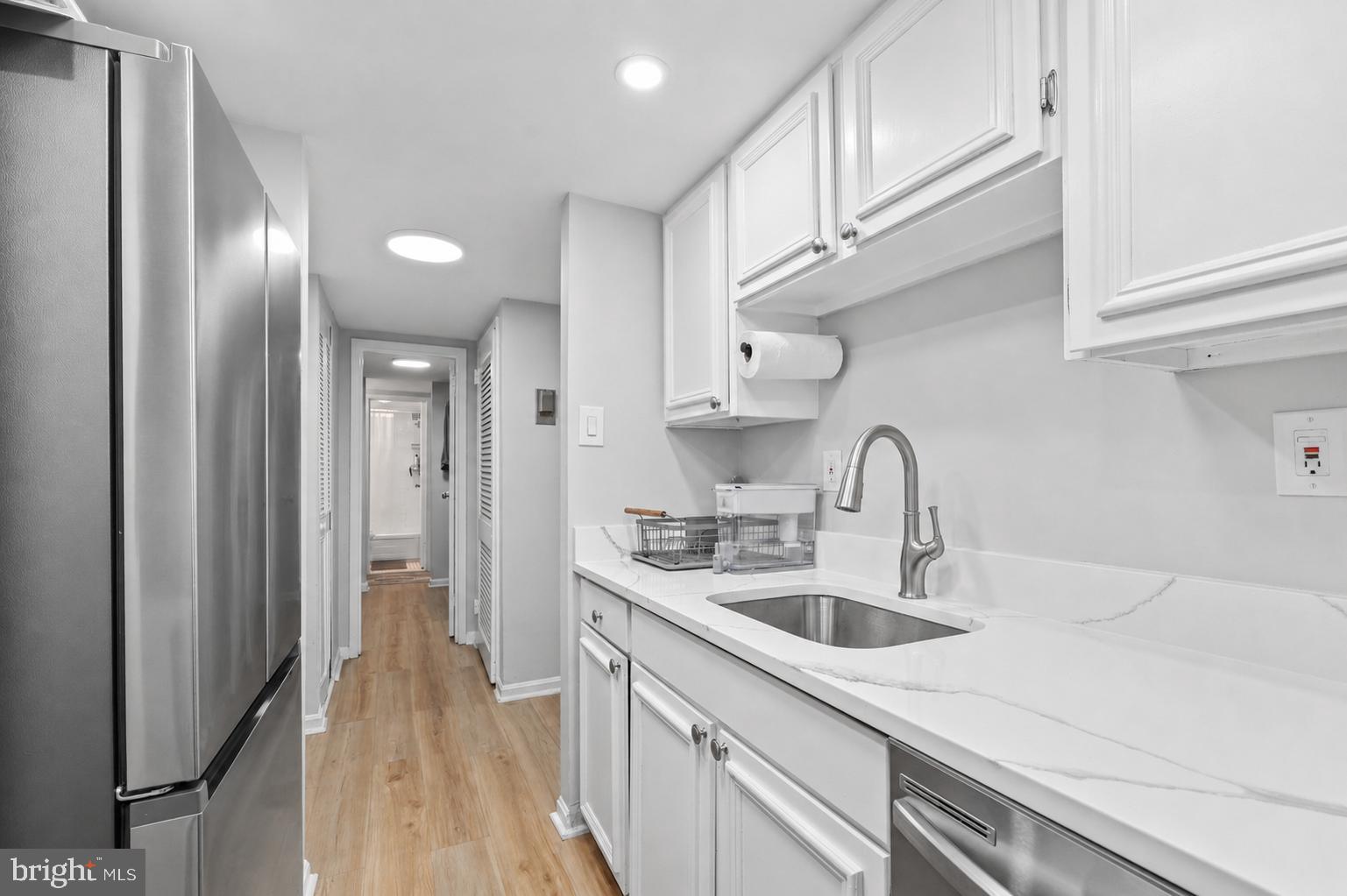 1300 ARMY NAVY DRIVE 320