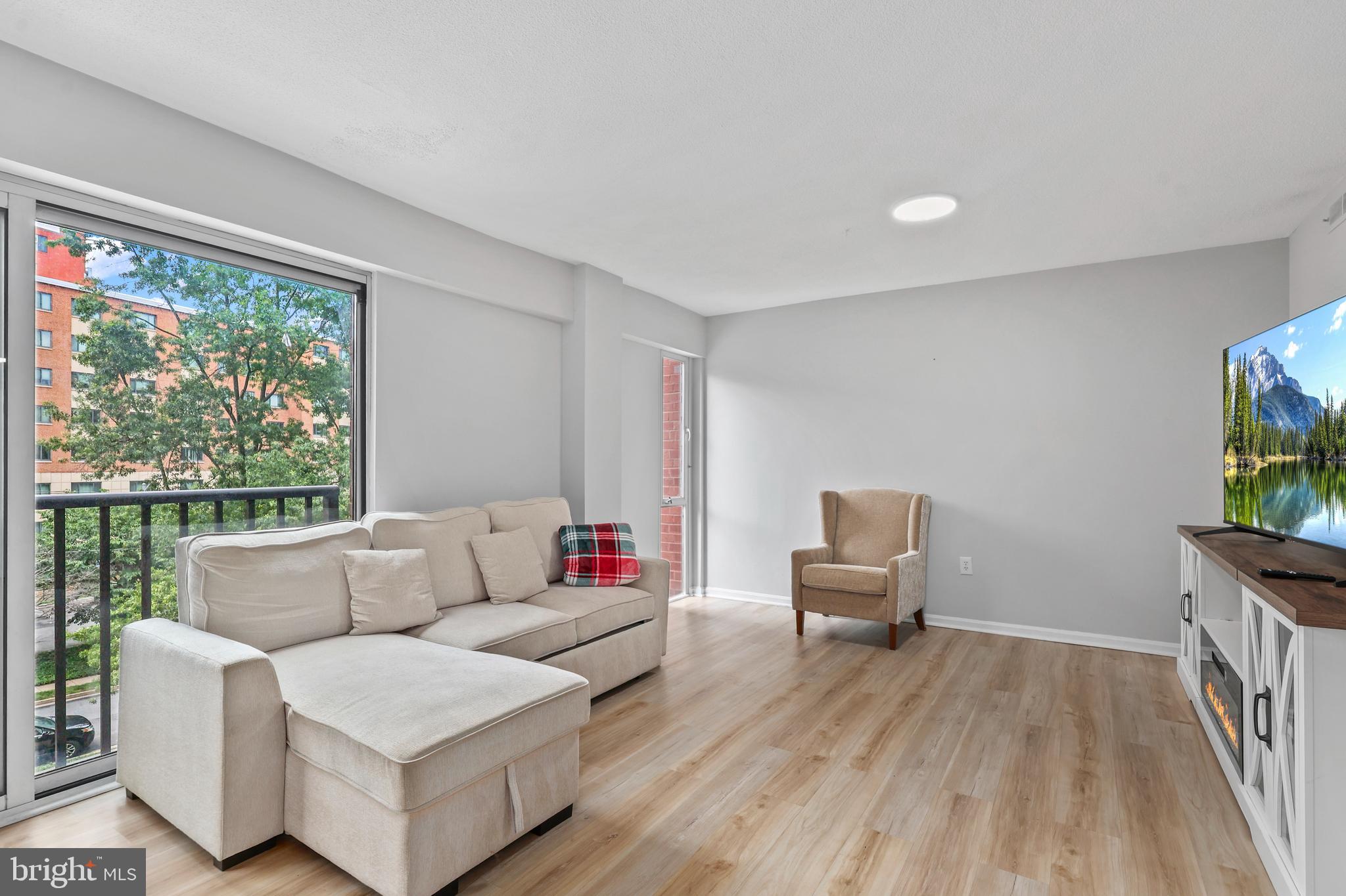 1300 ARMY NAVY DRIVE 320