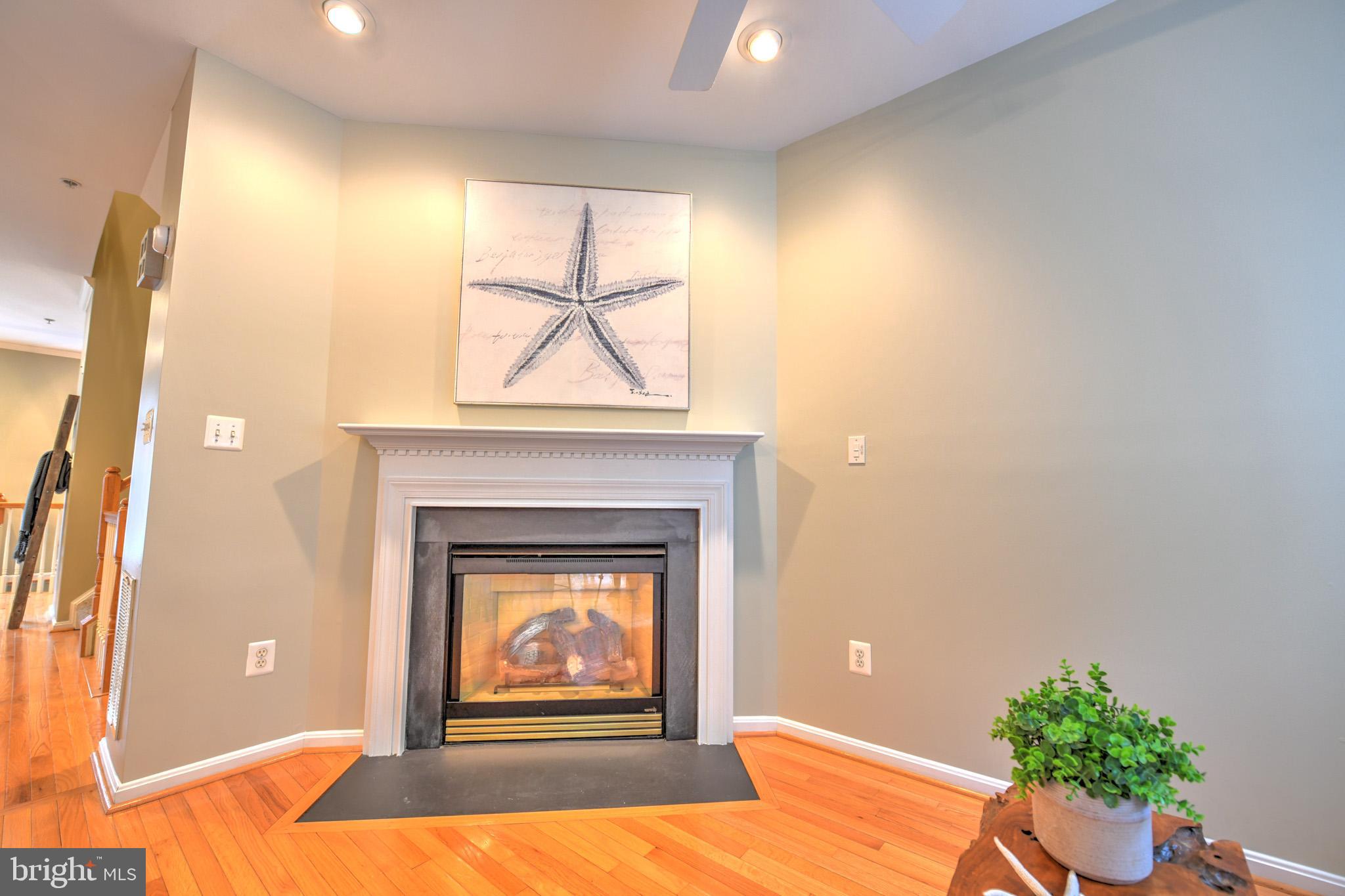 CROFTON MANOR - Residential