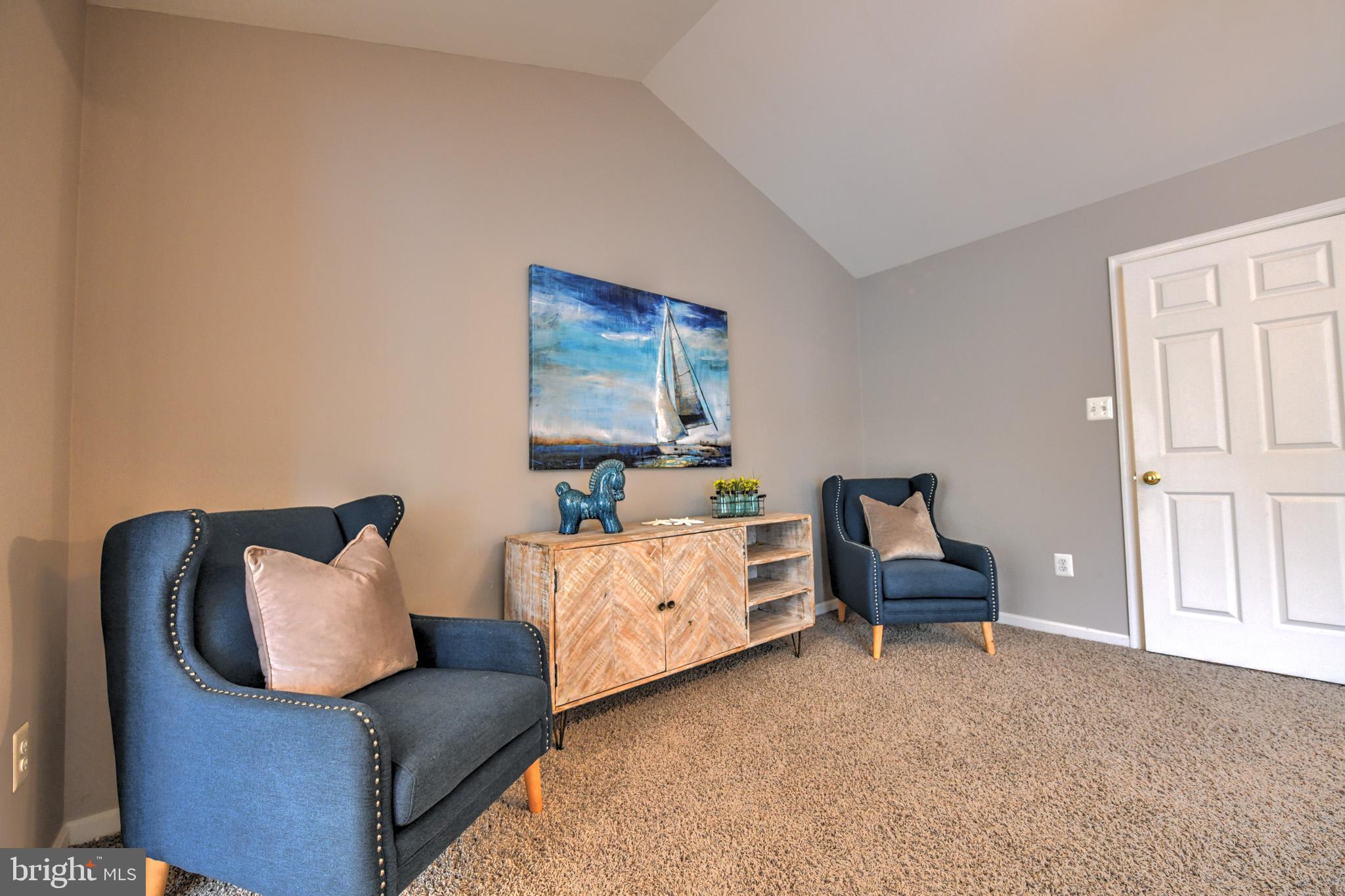 CROFTON MANOR - Residential