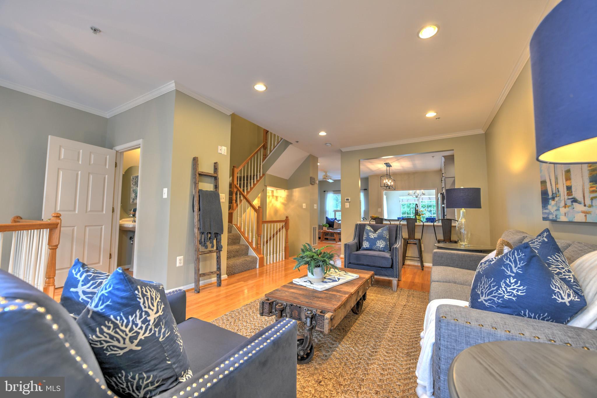 CROFTON MANOR - Residential