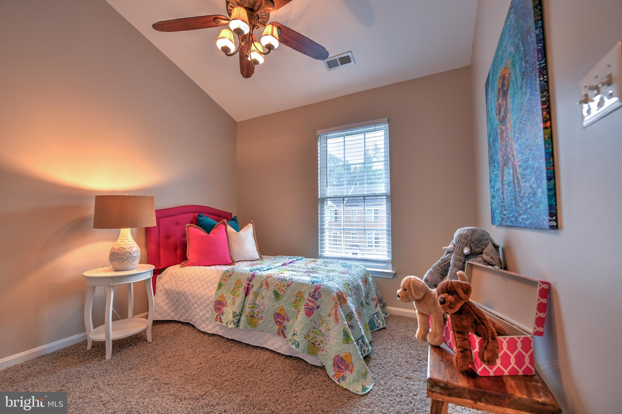 CROFTON MANOR - Residential