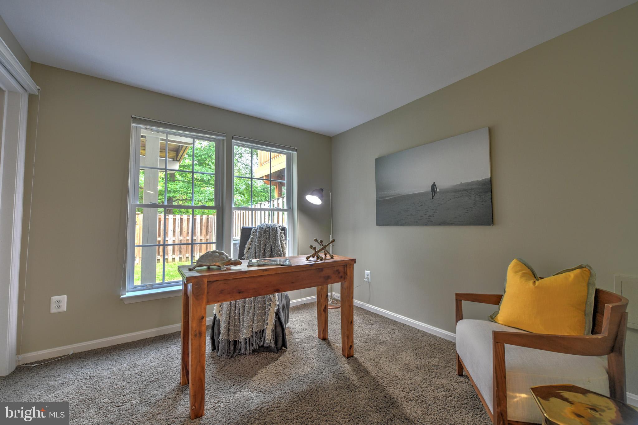 CROFTON MANOR - Residential