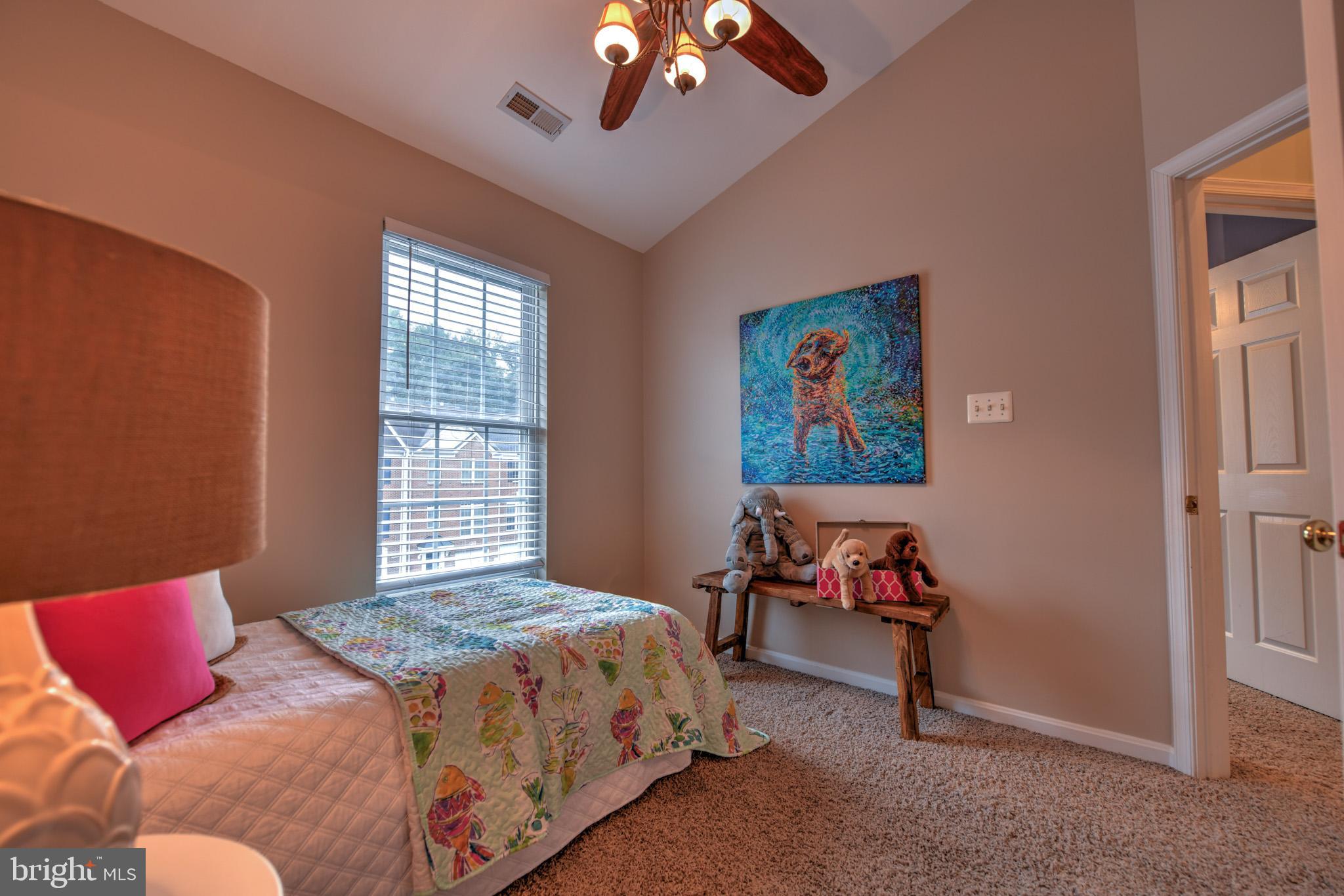 CROFTON MANOR - Residential